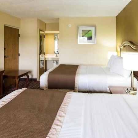 Rodeway Inn Knoxville Exterior foto