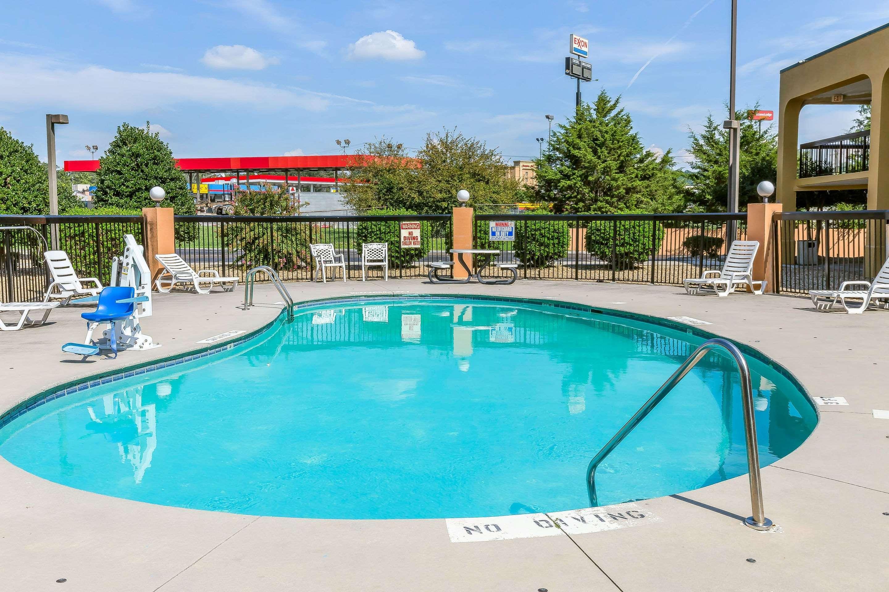 Rodeway Inn Knoxville Exterior foto
